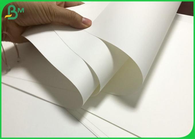 Rasgue não a largura de papel sintética de Rolls 1090mm PP do polipropileno grosso de 100um 130um