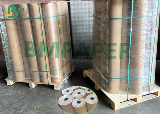 O rolo do papel de embalagem para a embalagem faz sob medida 750mm x 200m, 90gsm, 24 - 48 casos em uma pálete