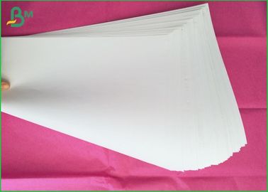 Empacotamento alto do tamanho da folha do papel de impressão deslocada 700x1000mm da brancura 80gsm