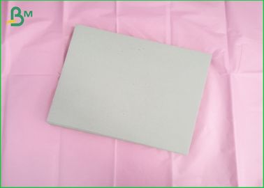 O cartão cinzento portátil cobre o material reciclado laminado polegada da polpa 49x36