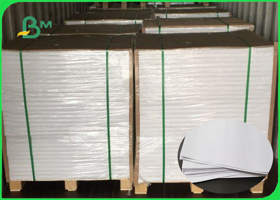 Bom tamanho do papel deslocado certificado FSC da absorção da tinta personalizado para vários livros