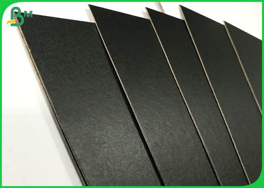 Placa cinzenta do preto do cartão 70*100cm 600gsm 800gsm da rigidez excelente do FSC para caixas de empacotamento