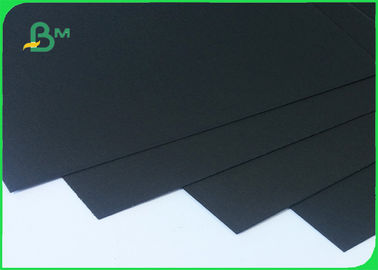A espessura preta dobro personalizou a polpa reciclada 100% preta da placa para embalar na folha