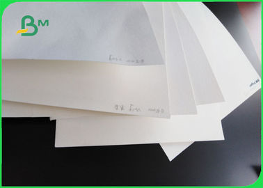 folha de papel absorvente da placa da pousa-copos do branco 220gsm de 0.4mm para a pousa-copos do copo