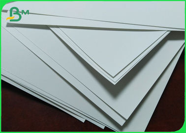 papel térmico não Tearable de Synthetc do branco 150um para etiquetas &amp; etiquetas