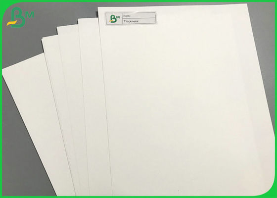 Rasgue a folha de papel sintética branca revestida resistente do papel 200um dos PP para o cartaz