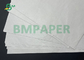 Papel sem revestimento do papel de jornal da largura 45GSM 48.8GSM de 560MM 610MM para a embalagem