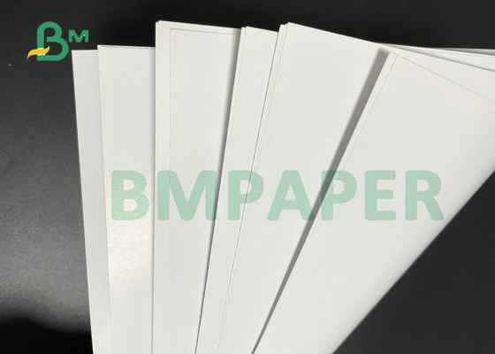 Impressão offset 25 x 38 polegadas 80 lb 100 lb papel de texto brilhante com acabamento liso