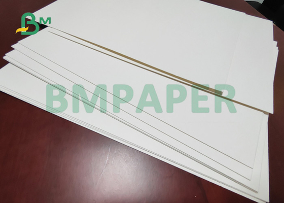placa de papel branca 0.7mm brilhante de 0.5mm Beermat absorção alta de 400 x de 550mm