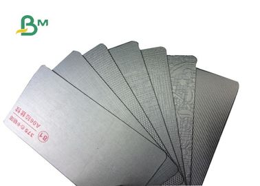 O vermelho de vinho laminou a prata Grained metalizada/ouro da placa de papel