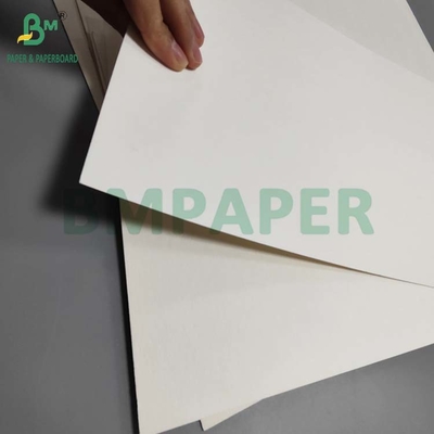 0.6MM 0,7MM Papel absorvente não revestido para estantes Material 900 x 1194mm