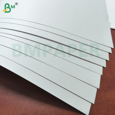 Papel de cobertura não revestido de cartão branco 100 lb brilhante ultra suave