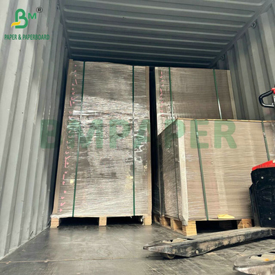 72 x 102 cm 2 mm 2,5 mm Superfície lisa Chapas de gesso cinza para fabricação de cartão