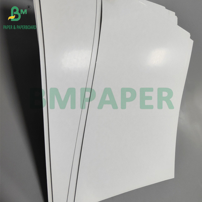 290gm Papel de núcleo preto para jogos de cartas de 8,5' x 11' resistente à dobra alta