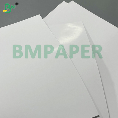 150 g 157 g Superfície brilhante Branco alto de lado único revestido Papel de arte liso C1S Para embalagens de luxo