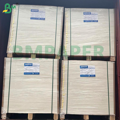 300 Gsm Papel de cartão de jogo de alta rigidez de lado duplo branco revestido de núcleo preto 635 * 940mm para cartão Stratch