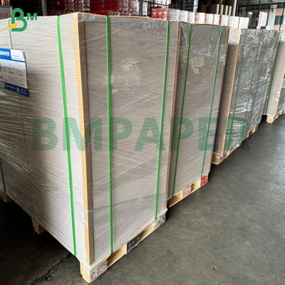 Rolo de papel Kraft de prata metalizado de lado único reciclado de 70 gm 85 gm