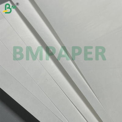 0.135mm 0,14mm Alta resistência à vedação Alta resistência à tração 1073B 1059B Tecido de papel Dupont não tecido de grau médico para bolsas de esterilização