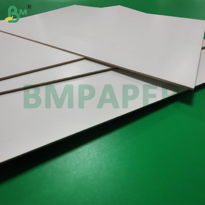 Tabela de papel de exibição de 3 mm de pasta de madeira branca para sinalização pendurada 1220 x 2440 mm