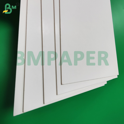 Tabela de papel de exibição de 3 mm de pasta de madeira branca para sinalização pendurada 1220 x 2440 mm