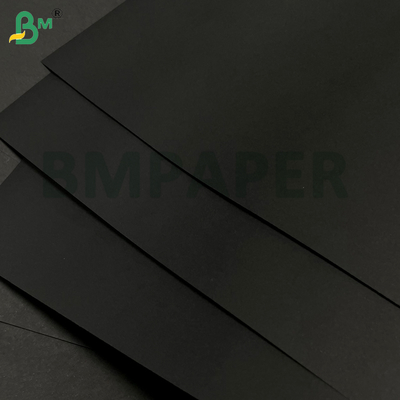 Papel Kraft Preto Fosco Liso de 80gsm Bom para Dobrar para Sacolas de Compras e Embalagens de Presente