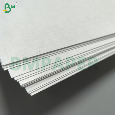 Cartas de Baralho 320gsm Games Black Center com Acabamento Preto e Núcleo Preto