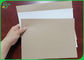 A polpa reciclada 170 gramas 200 gramas revestiu o forro superior branco do teste da placa frente e verso para fazer caixas