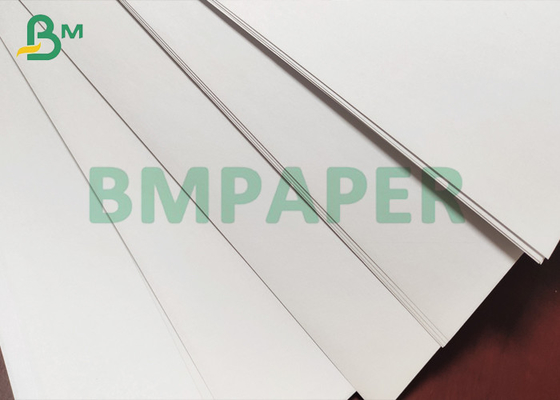 70# 25&quot; liso branco brilhante x 38&quot; o papel imprimindo o mais offest do texto