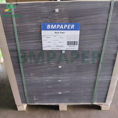 300 gm 350 gm Papel preto sólido não revestido para embalagem 70 x 100 cm