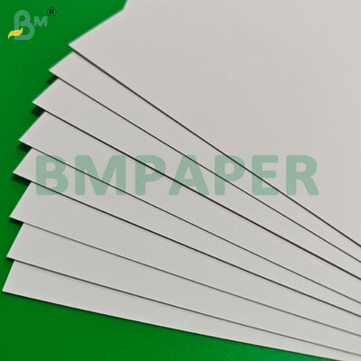 Folhas de papel sem madeira de alta rigidez de 300 g/m2 para impressão offset