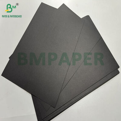 80 gm 90 gm 100 gm Papel Kraft preto puro para sacos de compras 70 x 100 cm