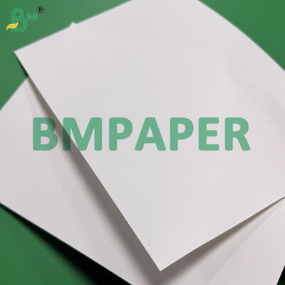 Papel Kraft Branco 250gsm 300gsm Para Etiquetas Penduradas em Rolos Jumbo, Superfície Áspera