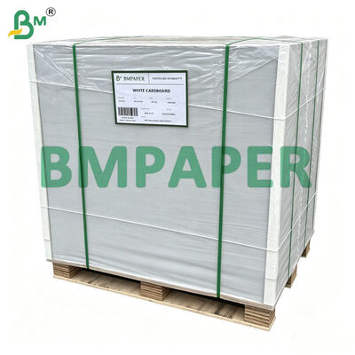 Papel para baralho de 320g com acabamento texturizado em linho, centro opaco azul 52x71cm