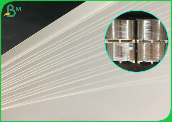 O FSC certificou a placa revestida lustrosa de papel 135g da arte de Couche C2s a 350g