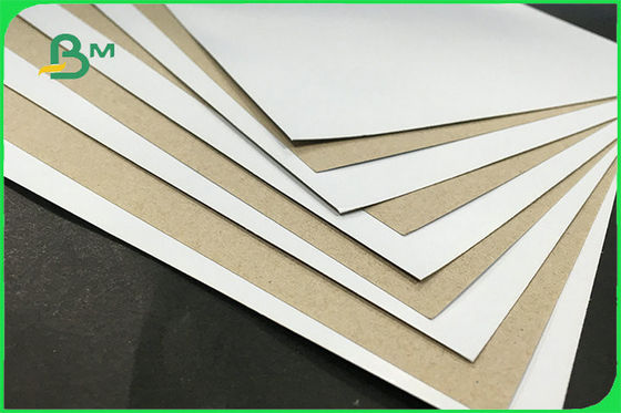 Reciclado uma placa branca revestida do duplex da parte traseira do cinza do lado para a caixa de embalagem FSC