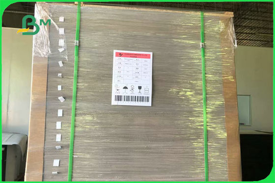 Reciclado uma placa branca revestida do duplex da parte traseira do cinza do lado para a caixa de embalagem FSC