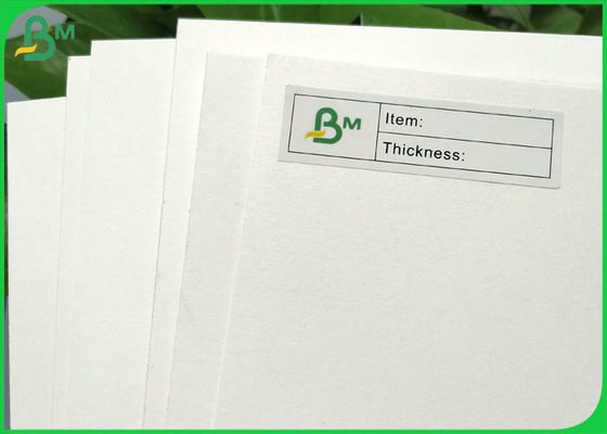 Papel absorvente da umidade sem revestimento da certificação do FSC para a pousa-copos da bebida